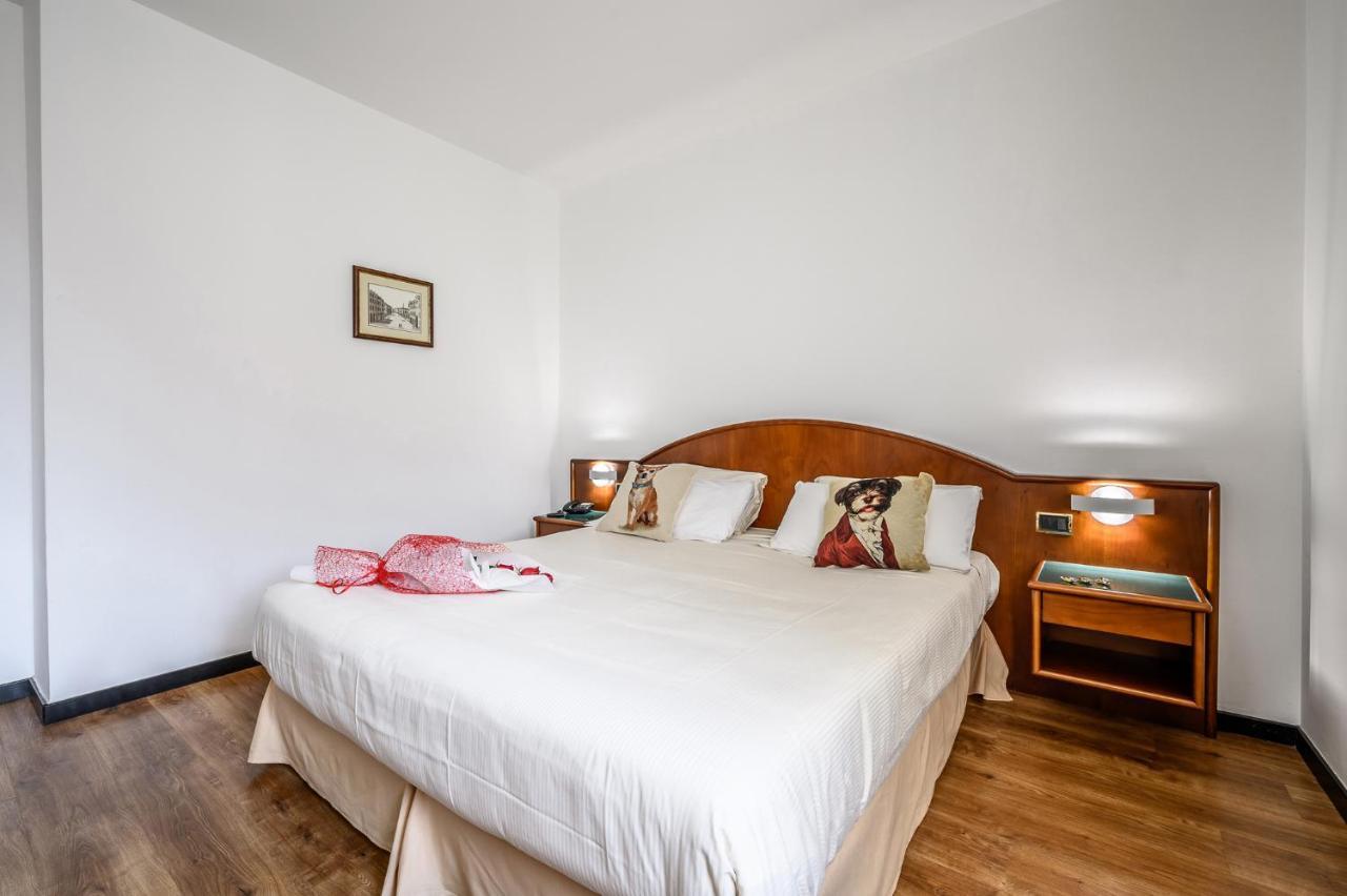 Hotel Daunia Modena Esterno foto
