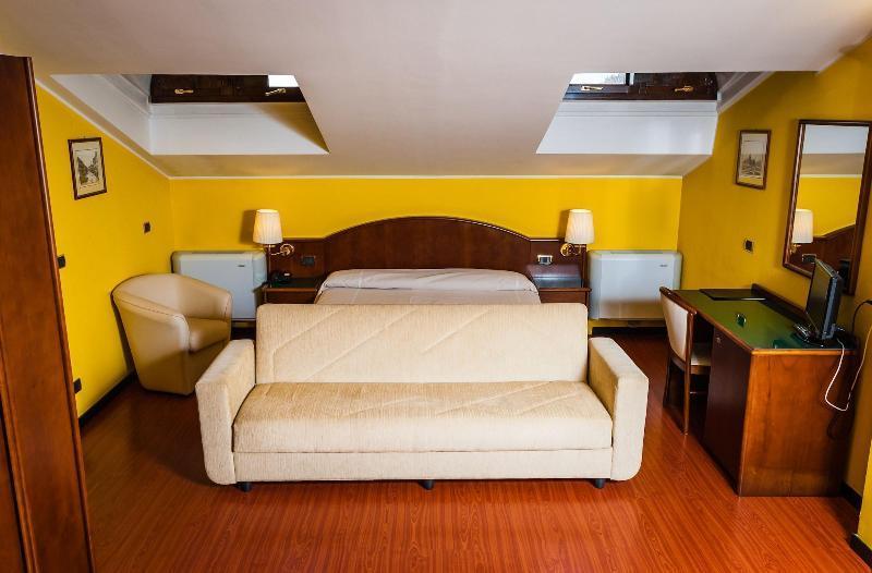 Hotel Daunia Modena Esterno foto