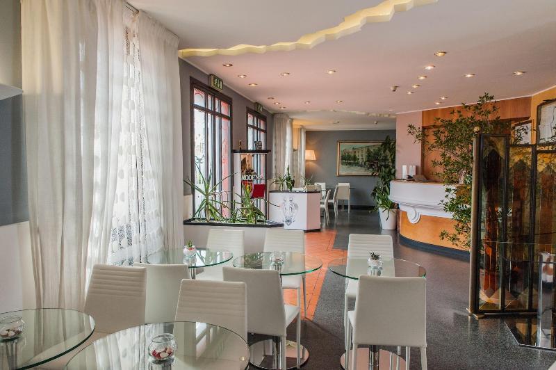 Hotel Daunia Modena Esterno foto